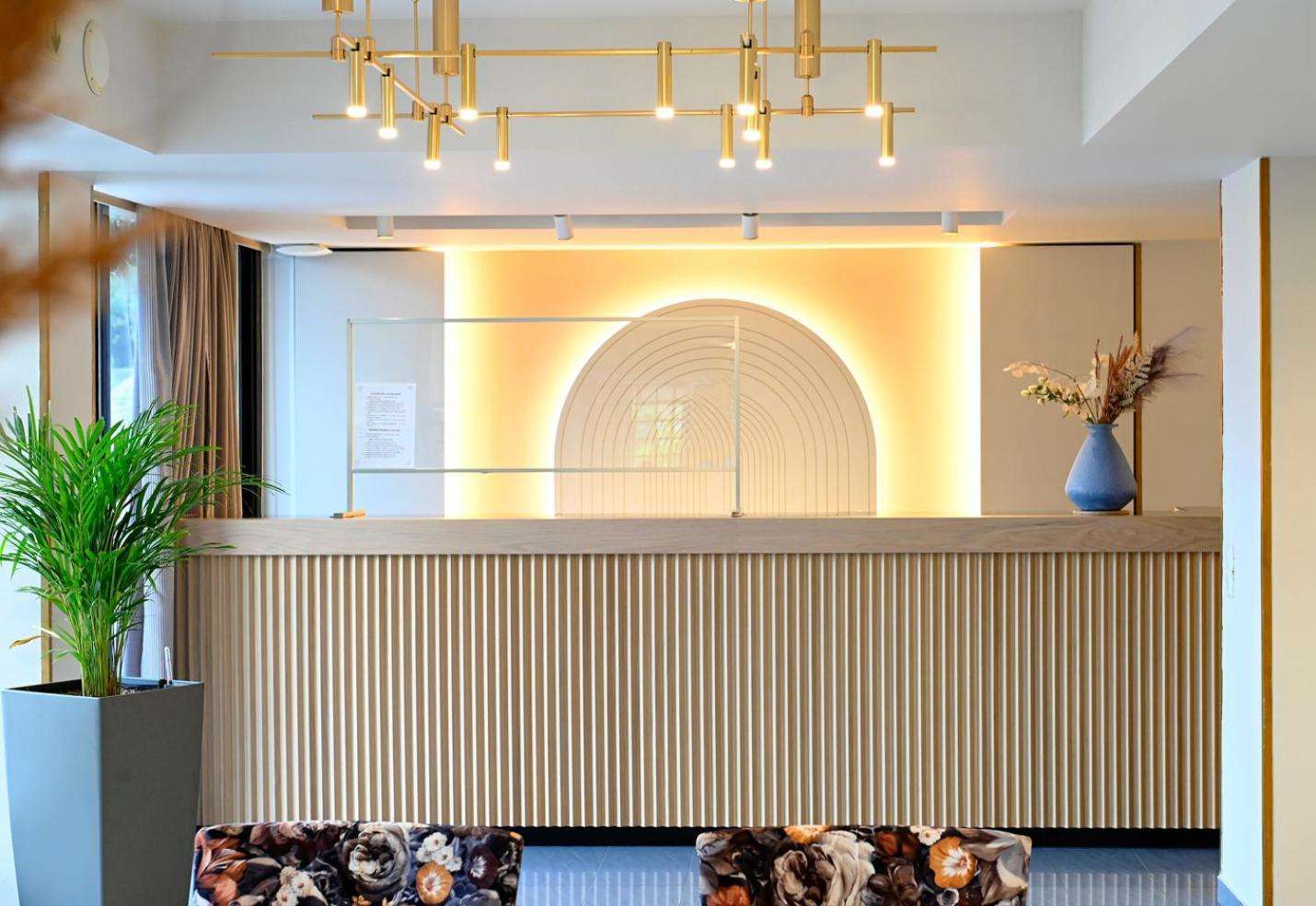 Apollon Hotel