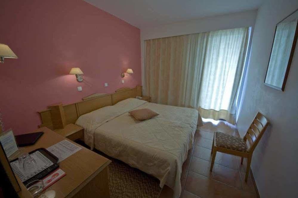Apollon Hotel 3*