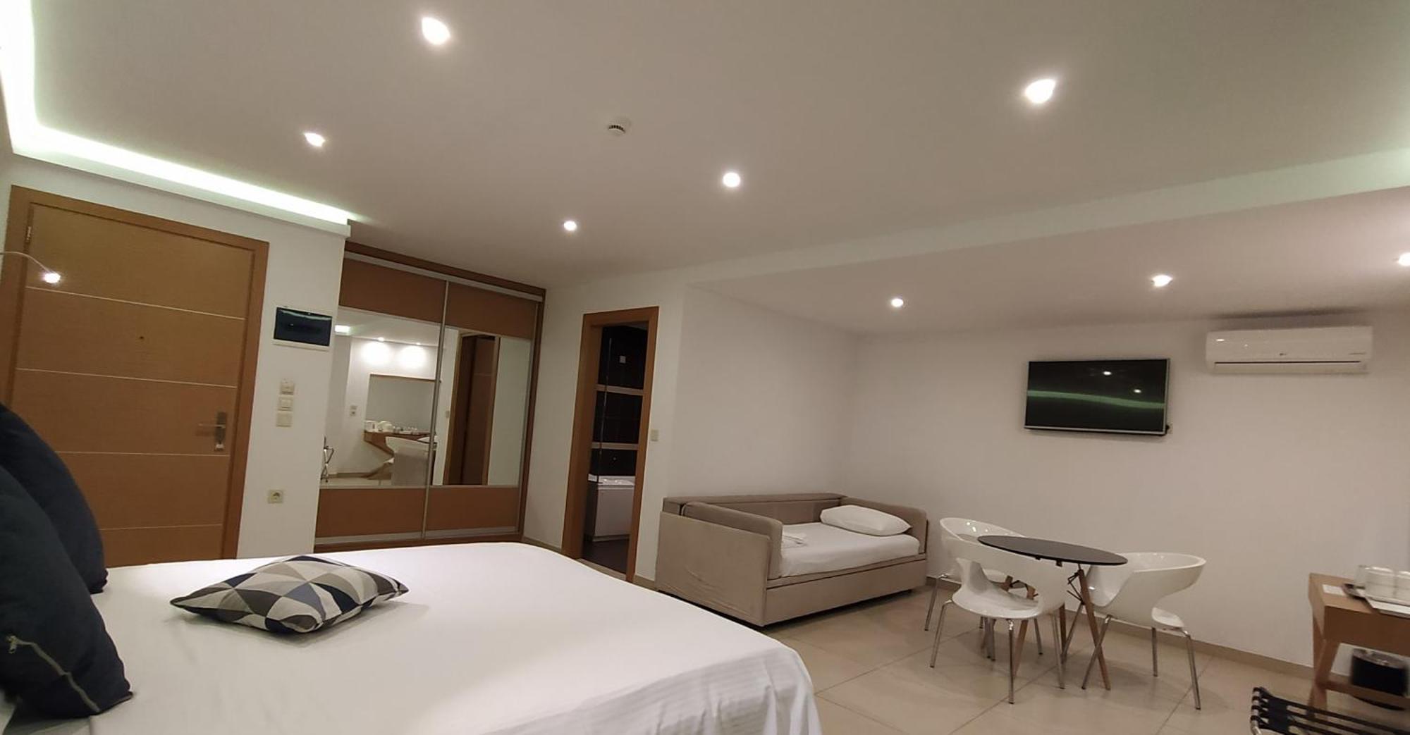 Apollon Otel Tolón