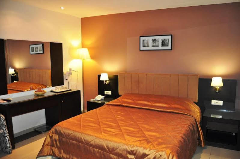 Apollon Hotel